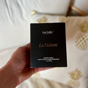 NEW Four Truffles x Curateur La Maison Luxury Candle |